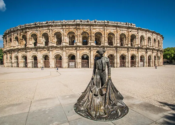 Le Scarlett Nimois Apartment *